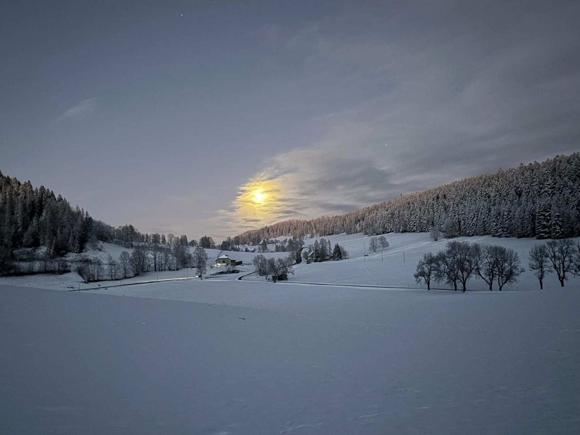 Relais De La Baume Leilighet Le Locle Eksteriør bilde